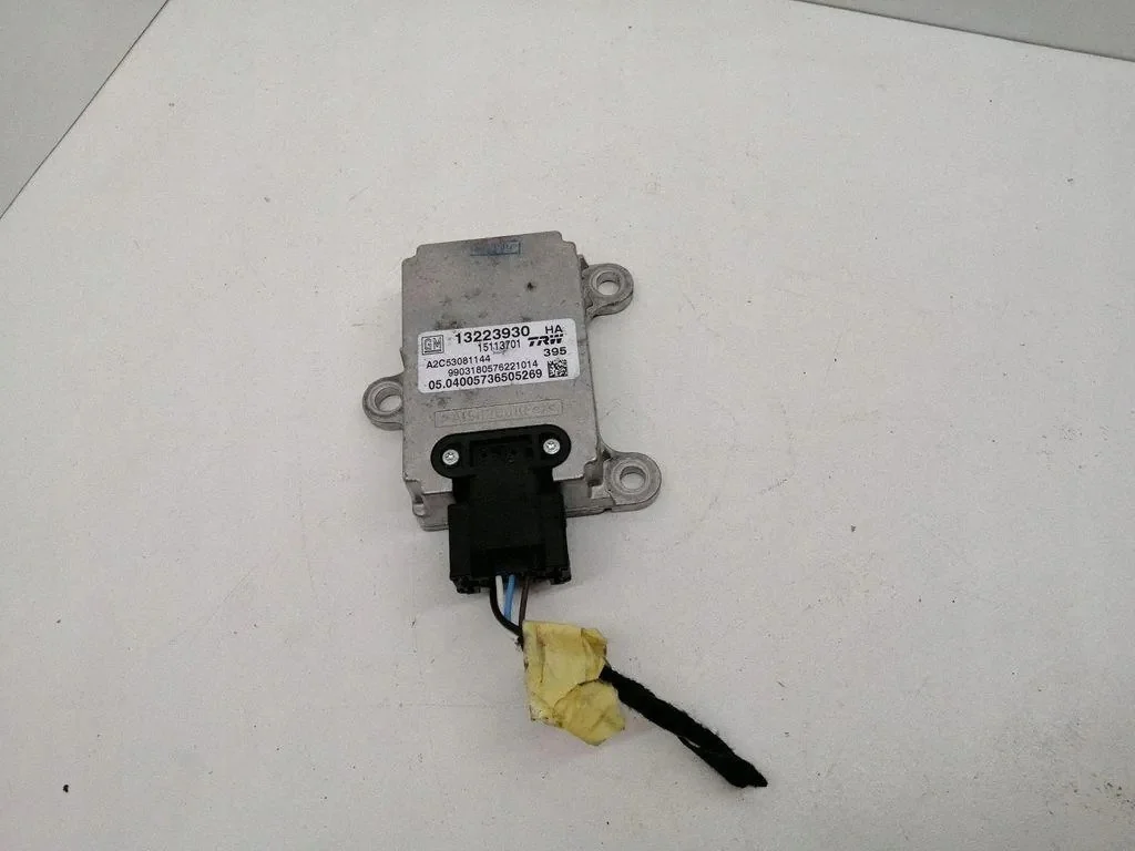 Saab ESP Control Module 13223930 Used image 7