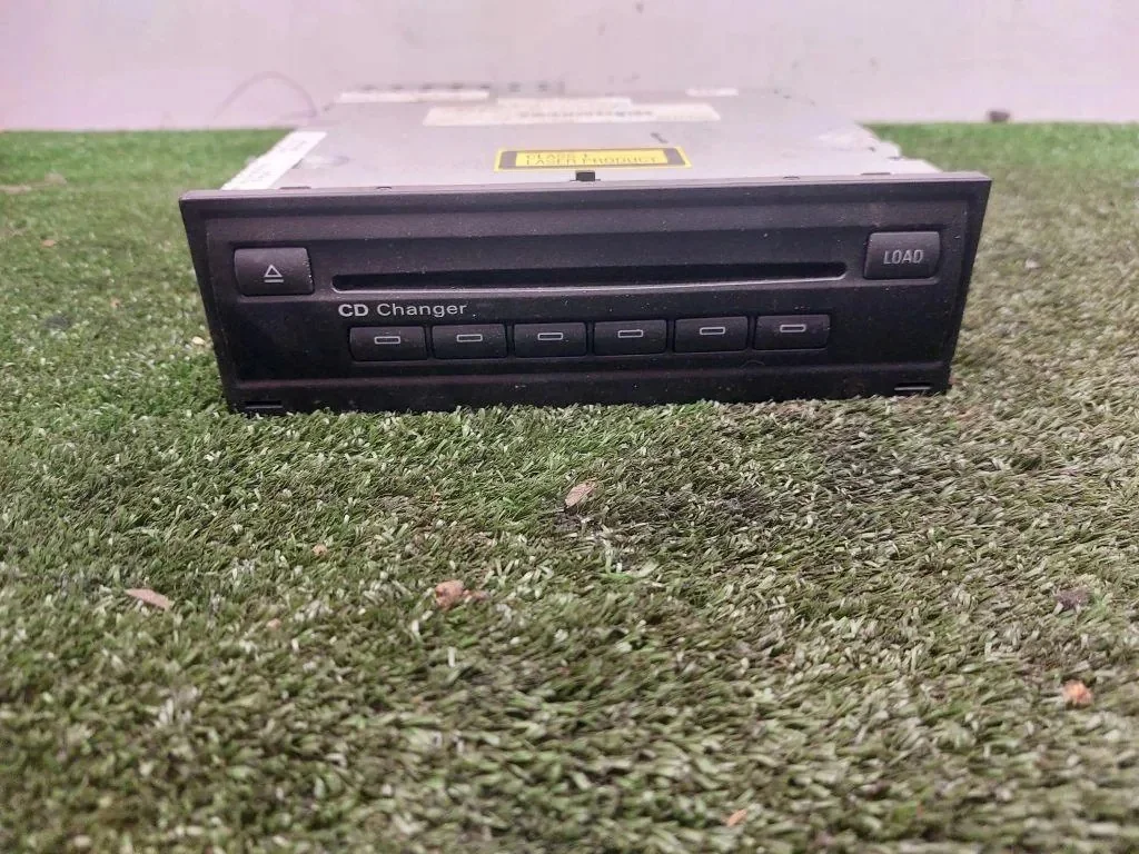Audi A6 C6 changeur CD 4E0035110