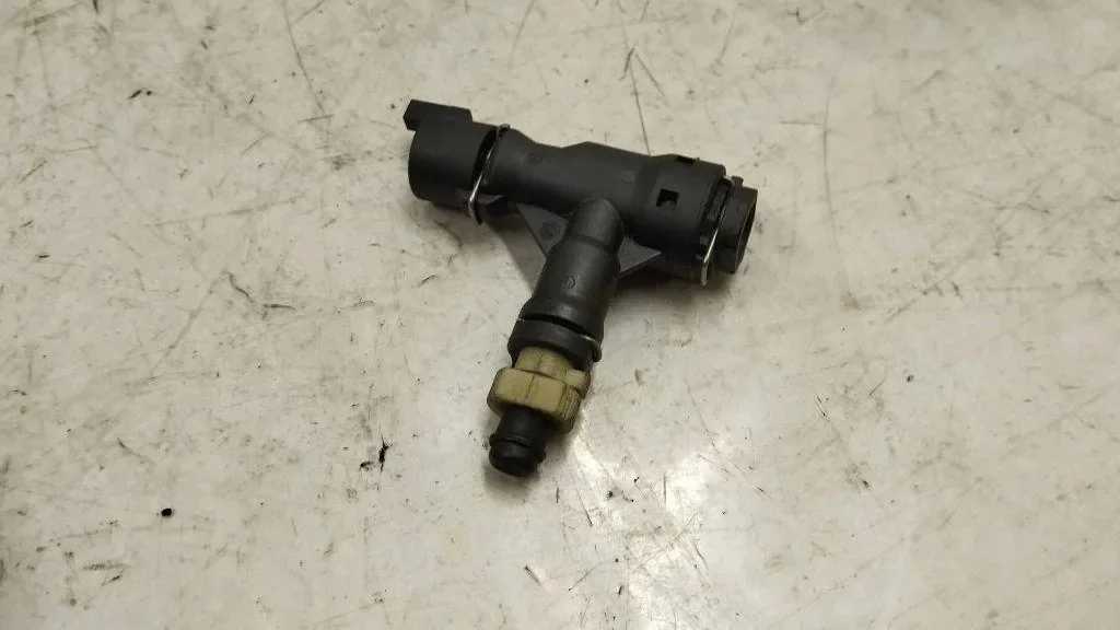 Audi Q3 8U Clutch Fluid Hose 1K0721468C