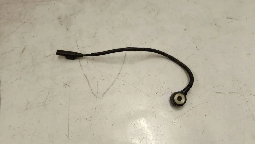Knock Sensor 06K905377 for Seat Leon III image 3