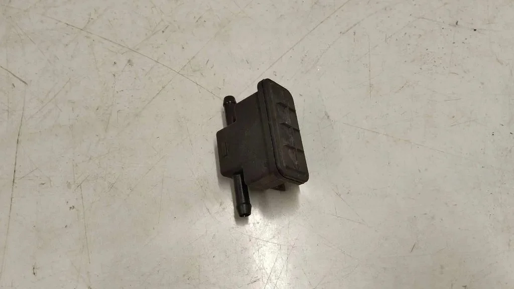 2014 Audi Q3 8U Bränsletrycksensor 7n0127242