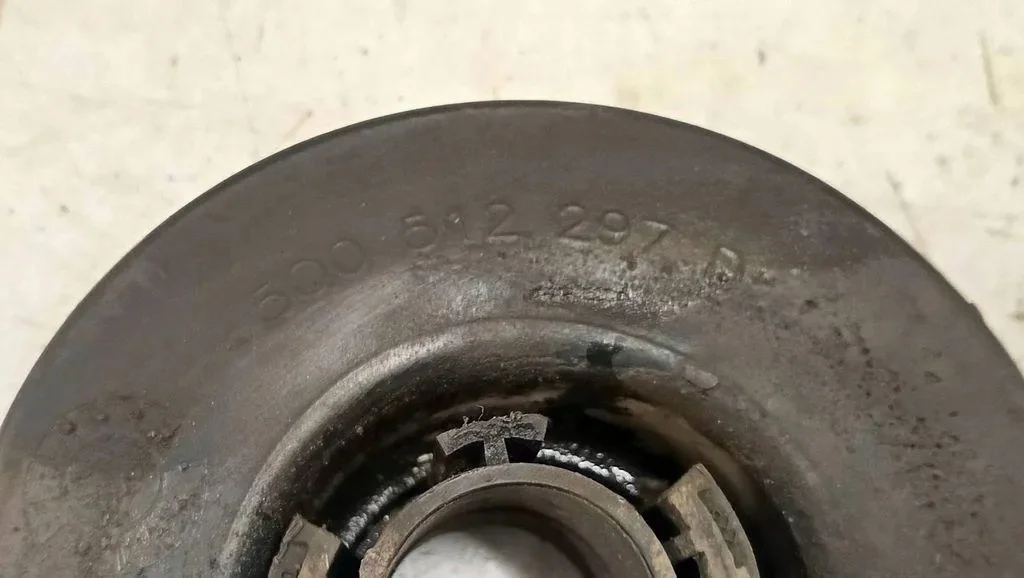 Audi 5Q0512297D Suspension Spring Pad Used image 3