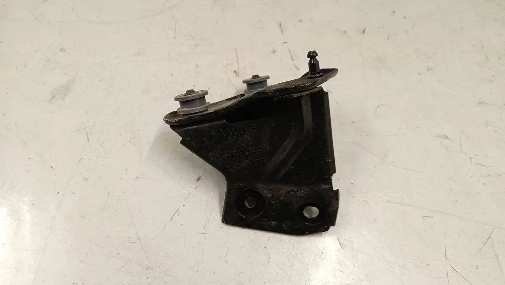 ABS-pumpun kiinnike VW T-Cross 2Q2614235C