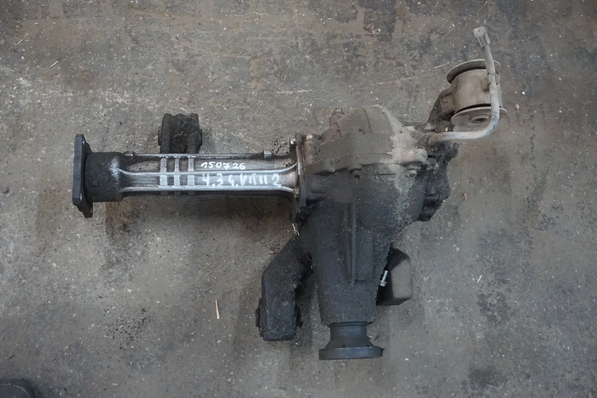 Suzuki Grand Vitara II Achse Differential vorne