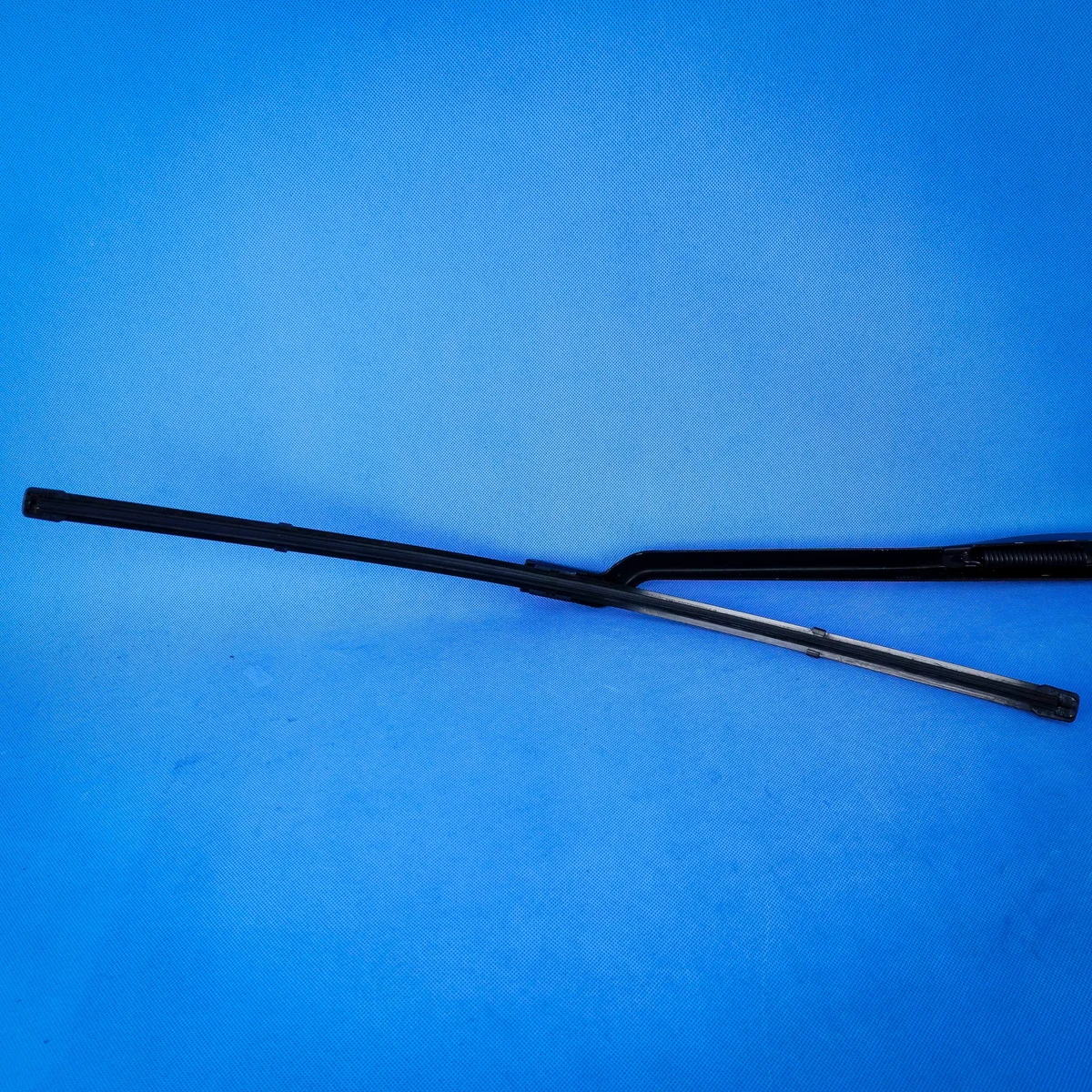 Wischerarm links BMW 5 G30 61619463860
