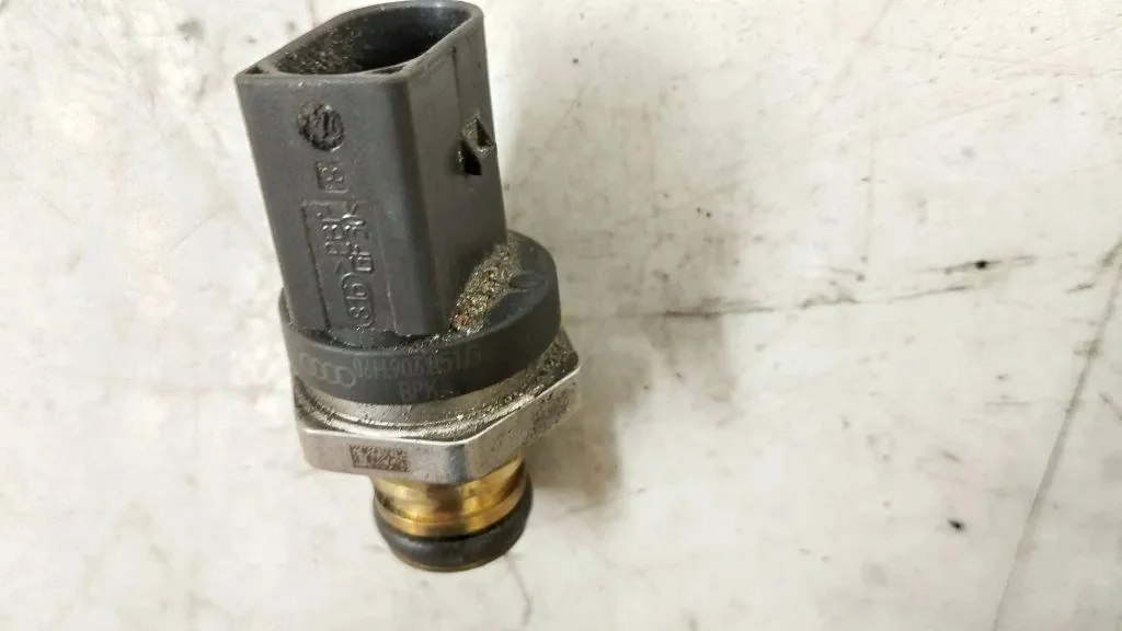 Audi Q5 SQ5 2015 Sensor Pressão Combustível image 5