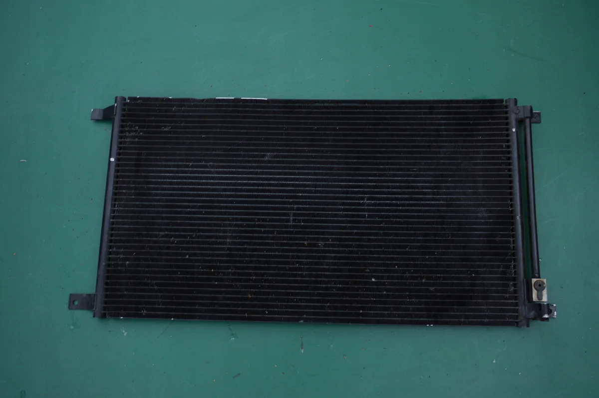 Refrigerador A/C Aston Martin DBS Usado
