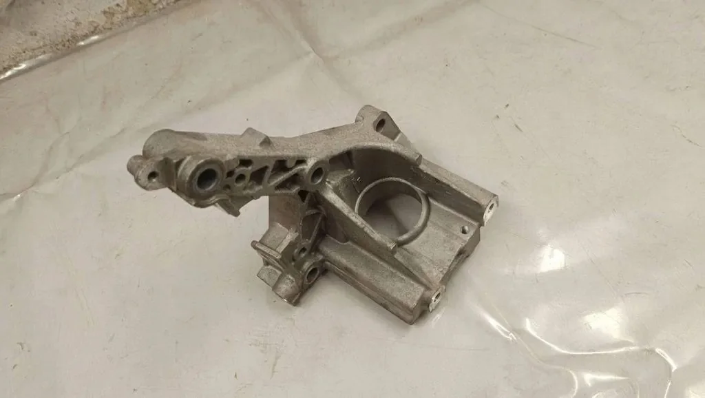 Mercedes GLA H247 Driveshaft Support Bracket