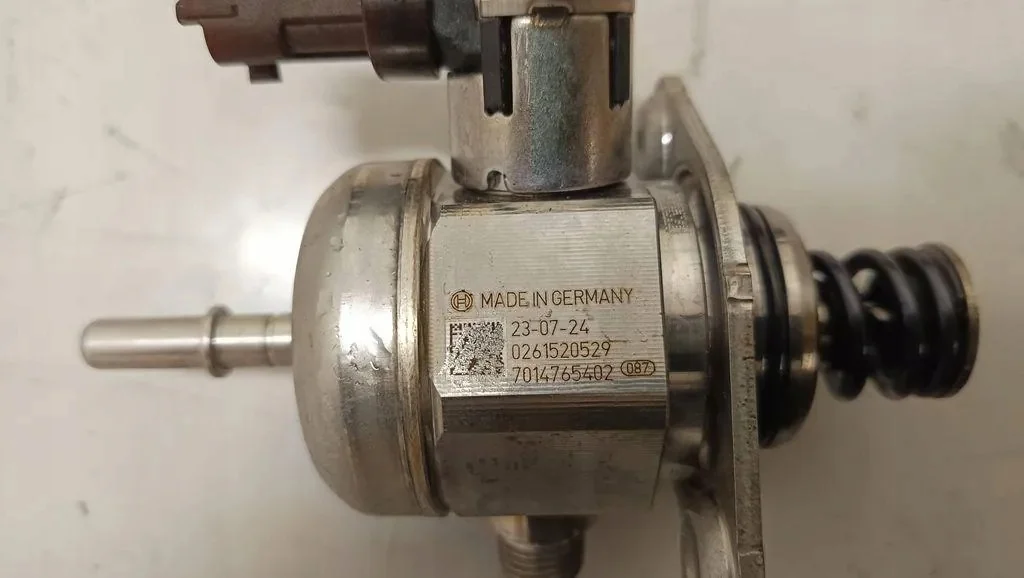 Maserati Grecale Bränsletrycksregulator 670050851 image 4