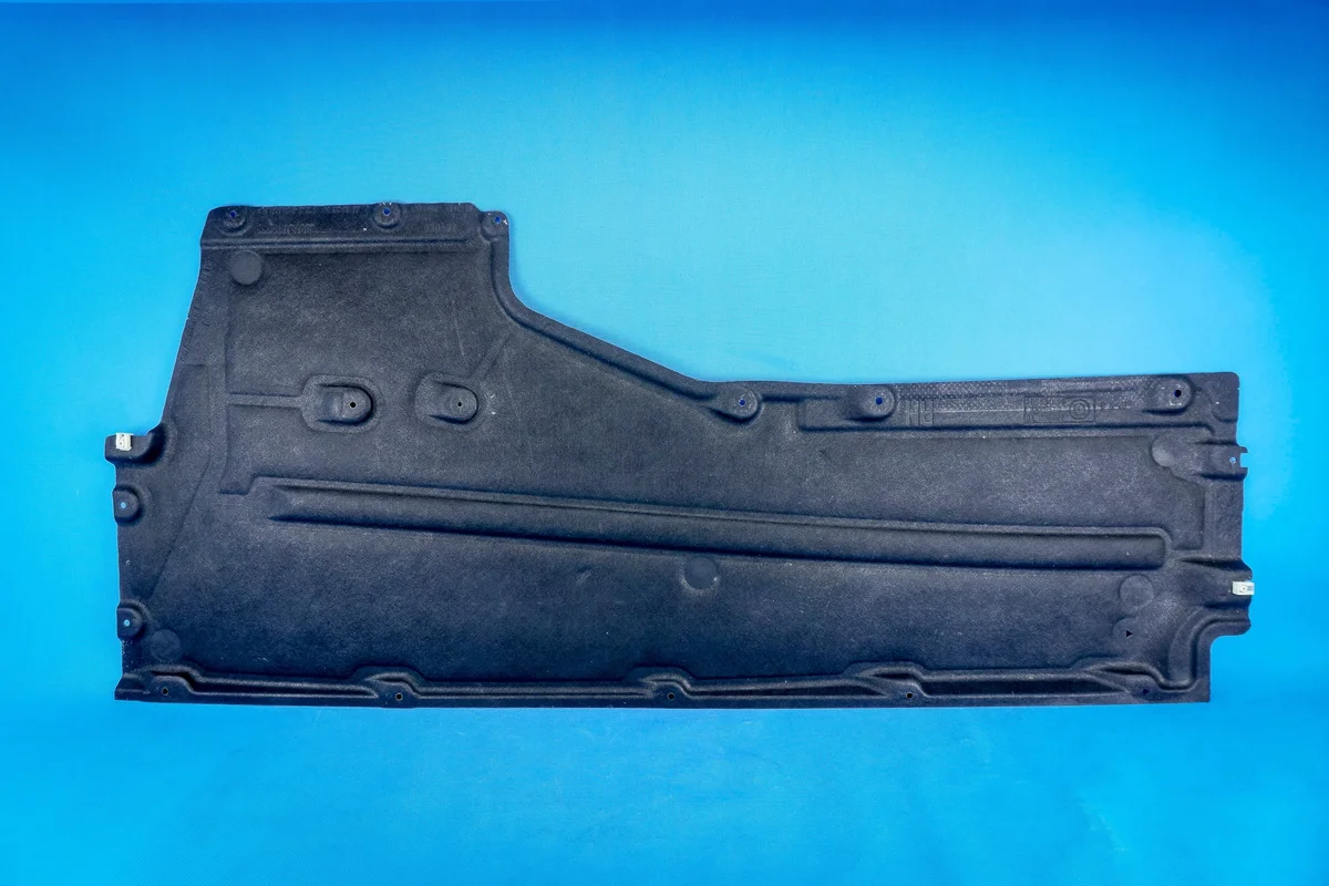 BMW 5 G30 Cache sous-châssis droit OEM 7340778
