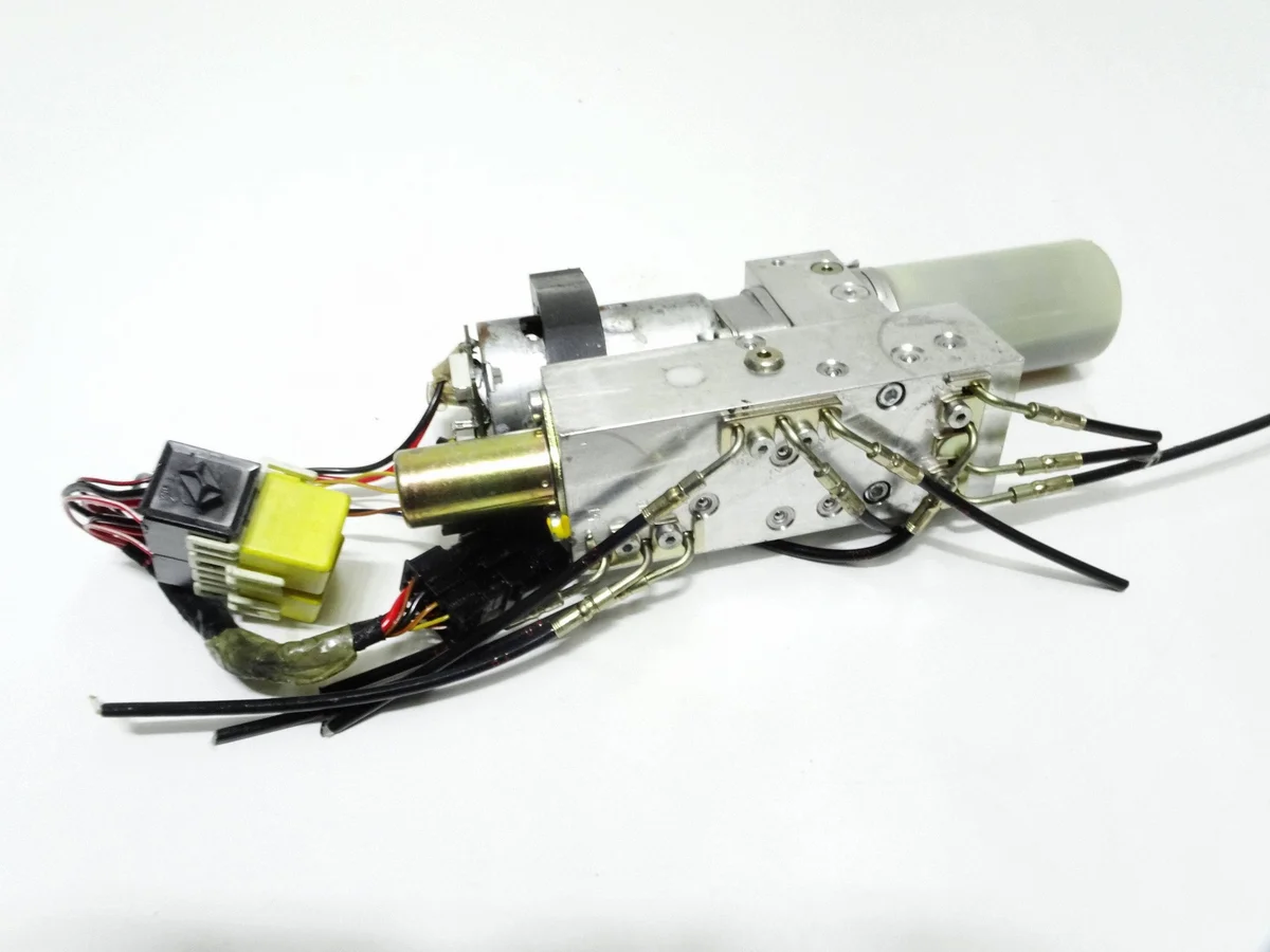 Pumpe Dach Mercedes SLK R171 A1718000030 image 4
