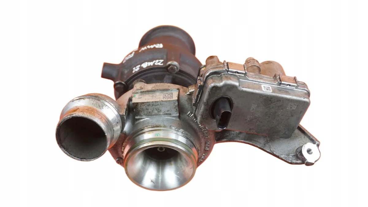 Turbiini BMW 2.0 D N47D20C 8518204