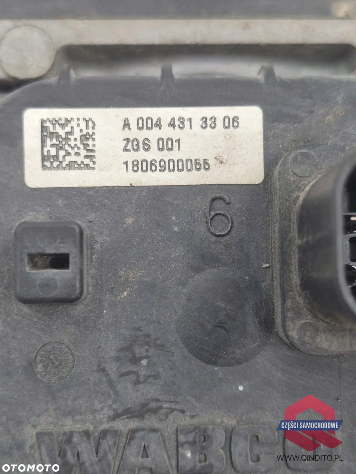 Soupape Mercedes Actros MP4 A0044313306 image 4