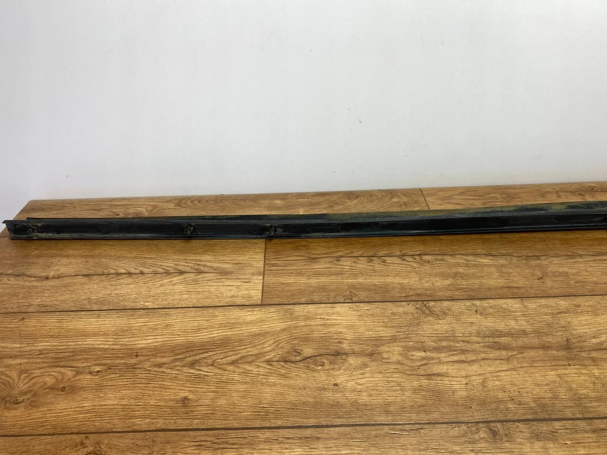 Guarnizione portellone Ford F150 2015+ Usata