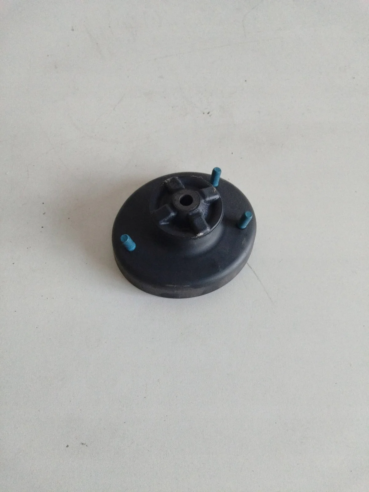 Support amortisseur arrière Ford Escort MK VII