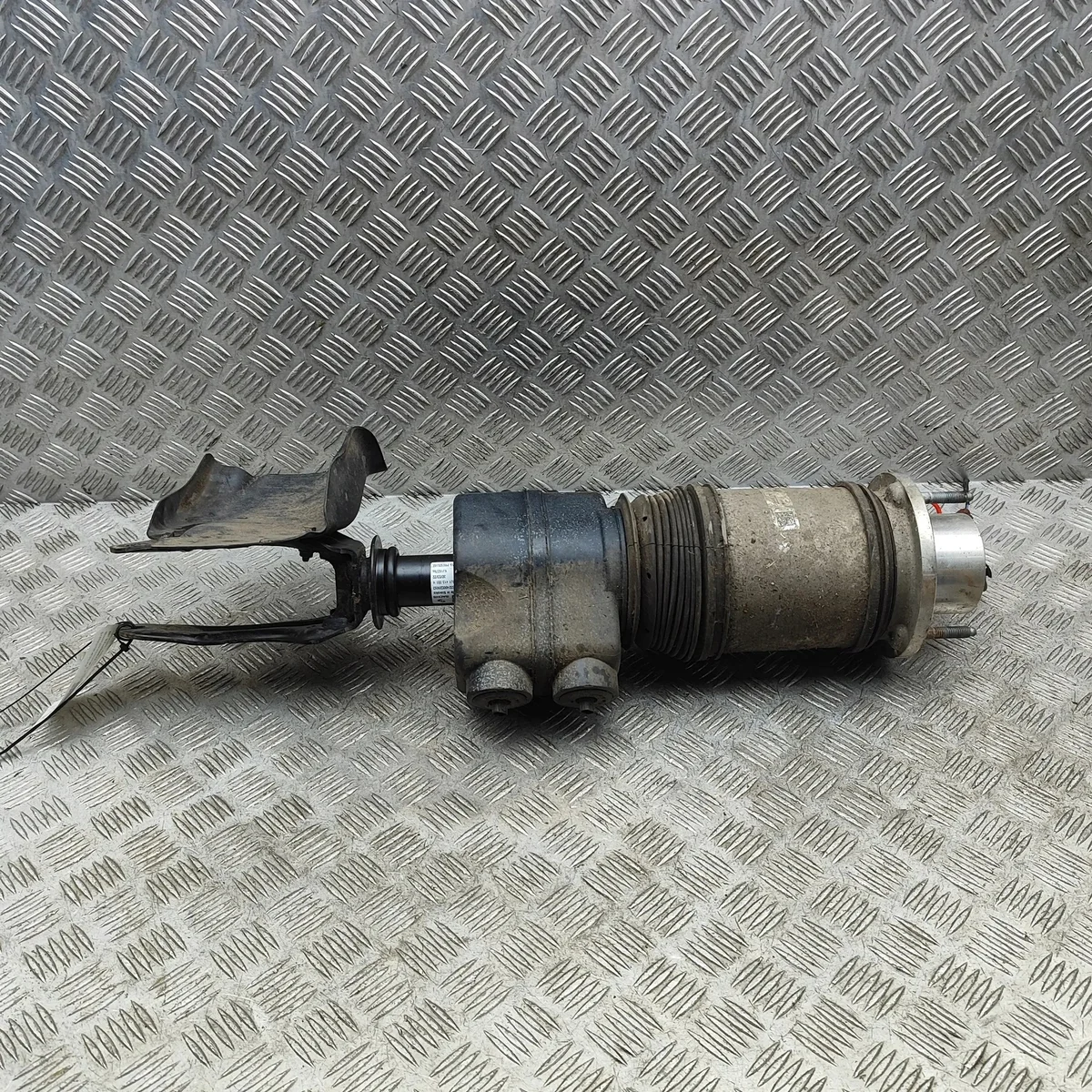 Amortyzator pneumatique Porsche 9J1616037E