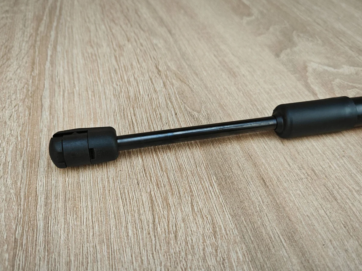 BMW 8 Series G16 G15 G14 Hood Strut 7419041