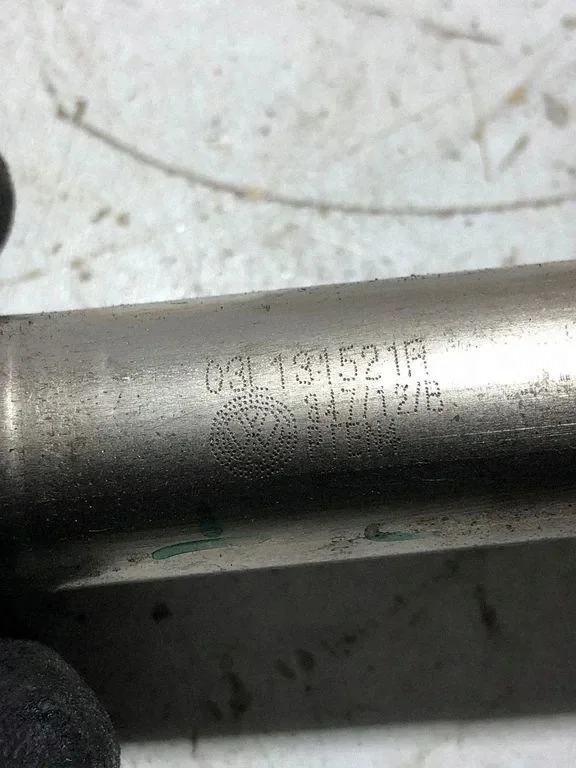 Tuyau EGR Audi A4 B8 2.0 TDI 03L131521B image 3