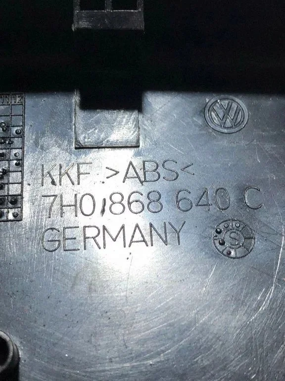Tapa Bisagra Puerta Corredera VW T5 7H0868640C image 3