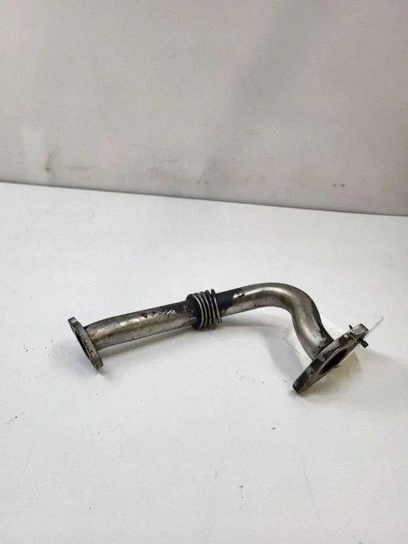Volkswagen EGR-putki 03L131521AR Käytetty image 6