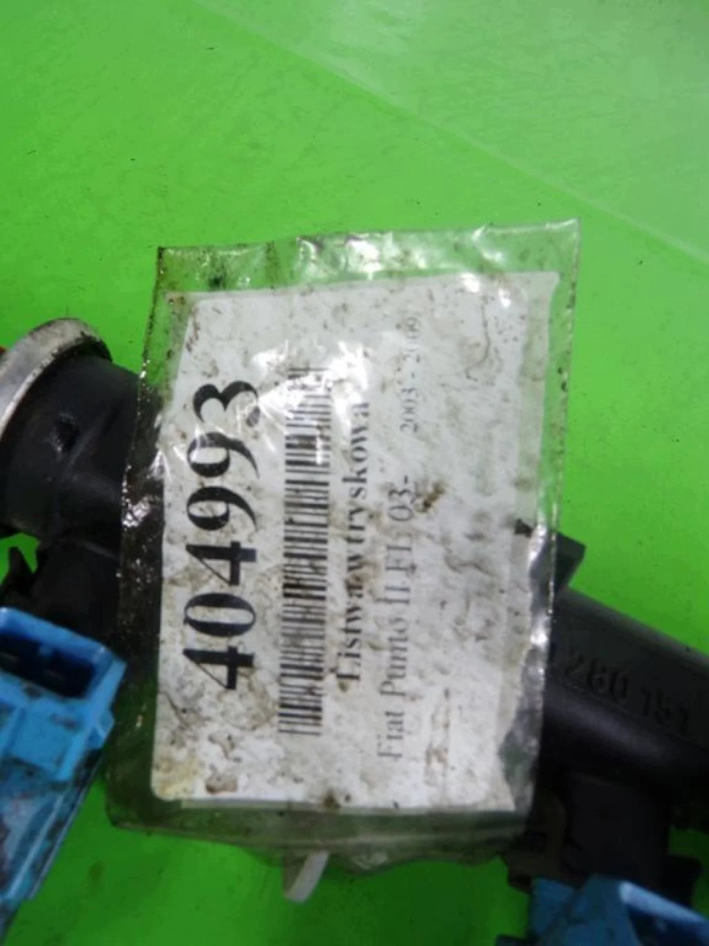 Fiat Punto II Injector Rail F-404993- image 5