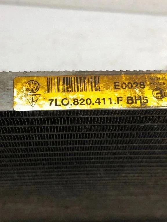 VW 7L0820411G AC-kylare, begagnad image 4