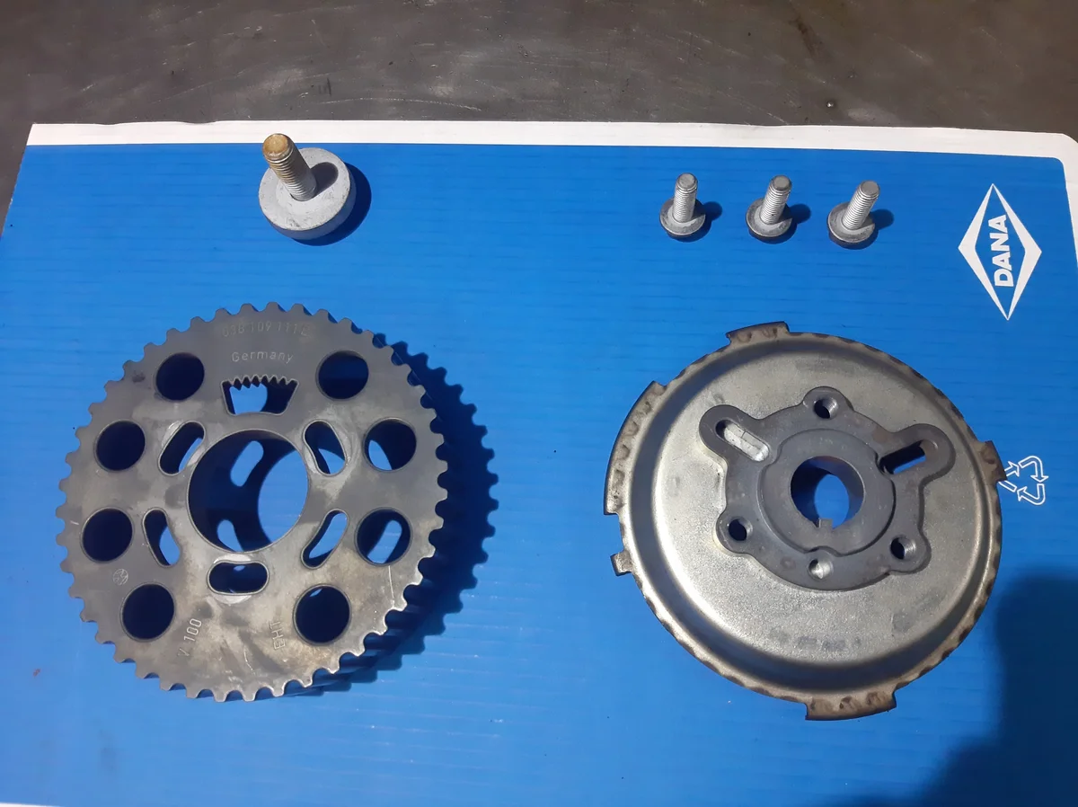 Roue de courroie distribution VW 2.0 TDI 16V