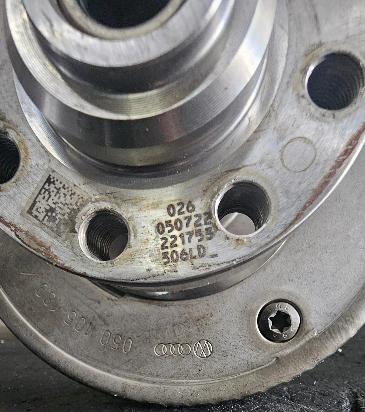 Kampiakseli VW Audi Skoda 2.0 TSI TFSI image 3