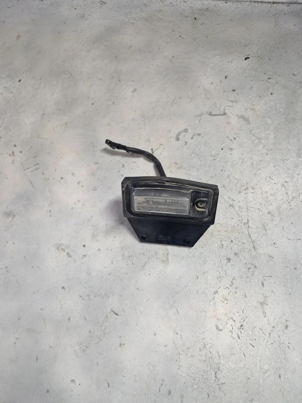 Lampe plaque immat Nissan Murano Z51 901631AA0A