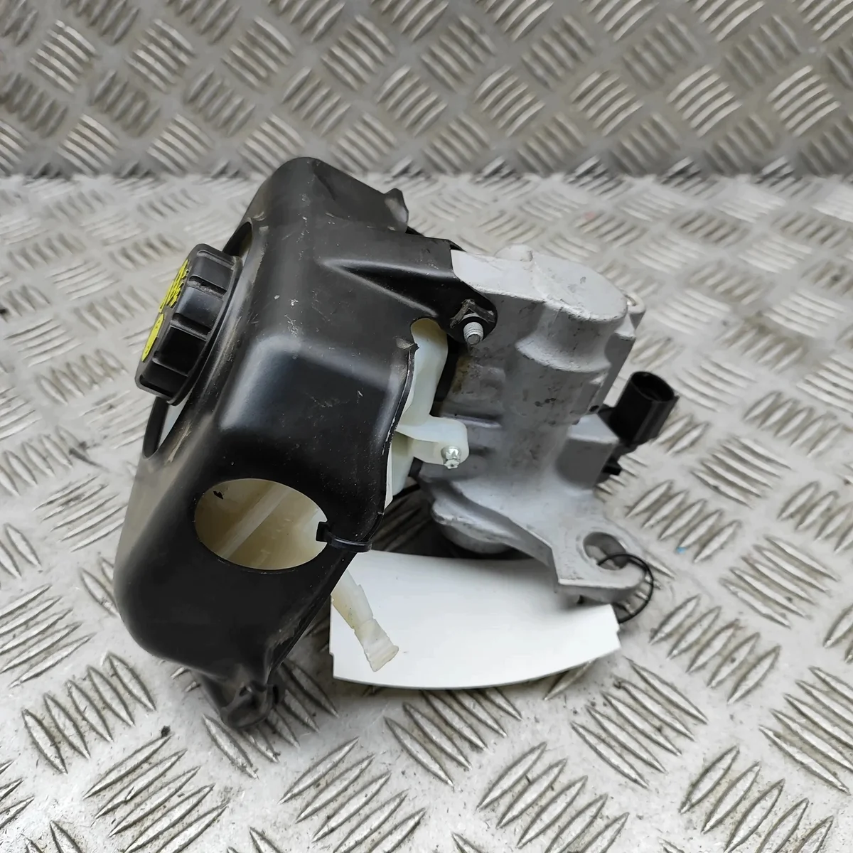Cylindre de frein Audi A4 B9 image 4