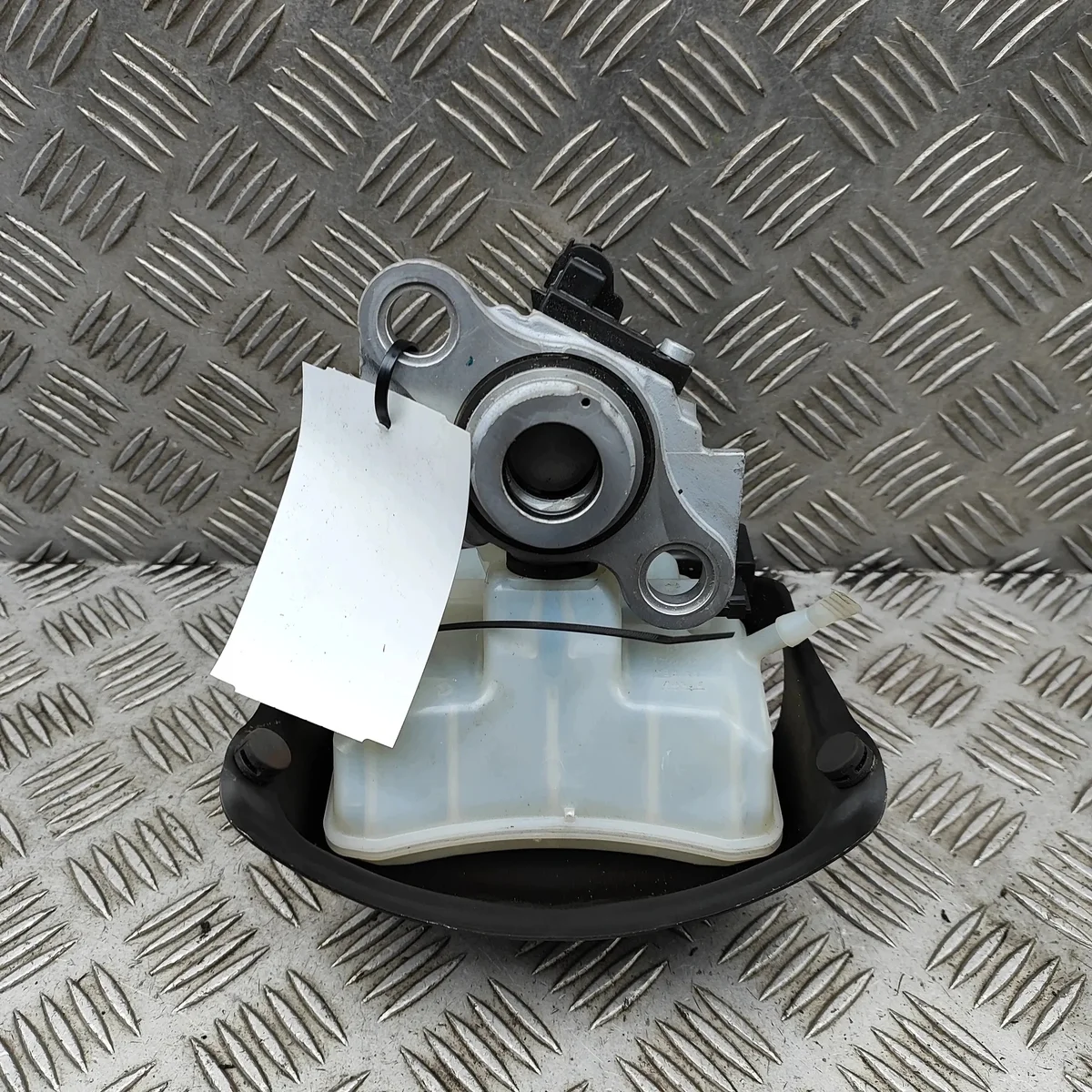 Cylindre de frein Audi A4 B9 image 5