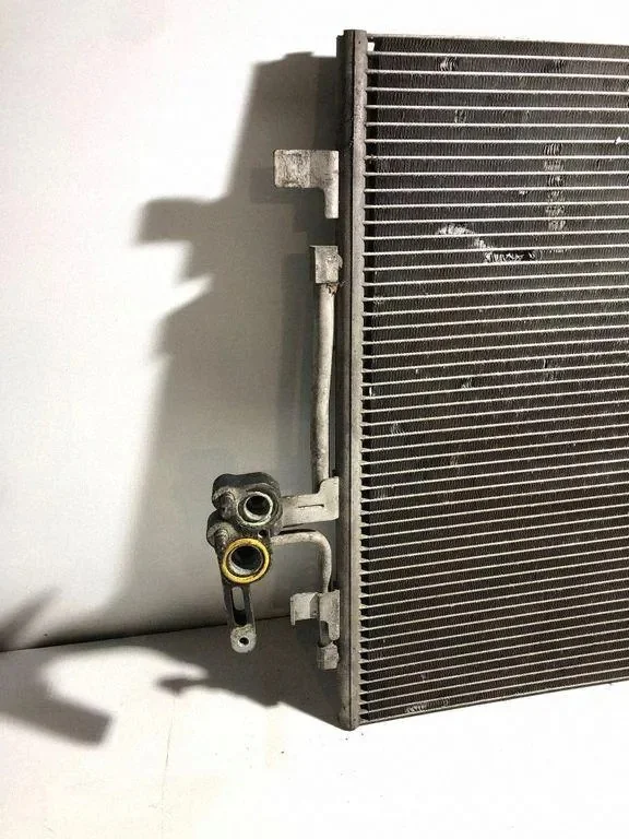 Volvo 31368362 Radiateur d'eau d'occasion image 3