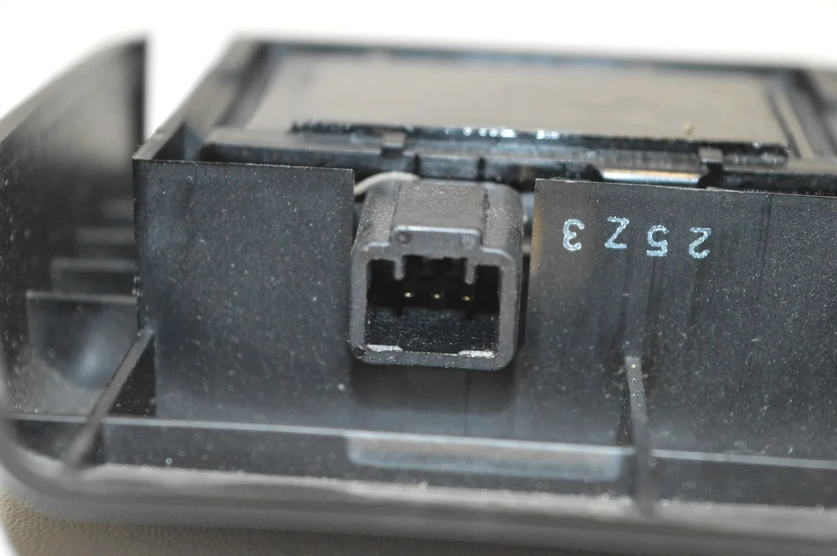 Lexus RX Sadetunnistin 4232000230 image 4