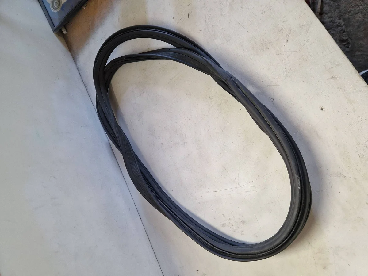 Sello Maletero Citroen C4 III e-C4 2021 URK17563