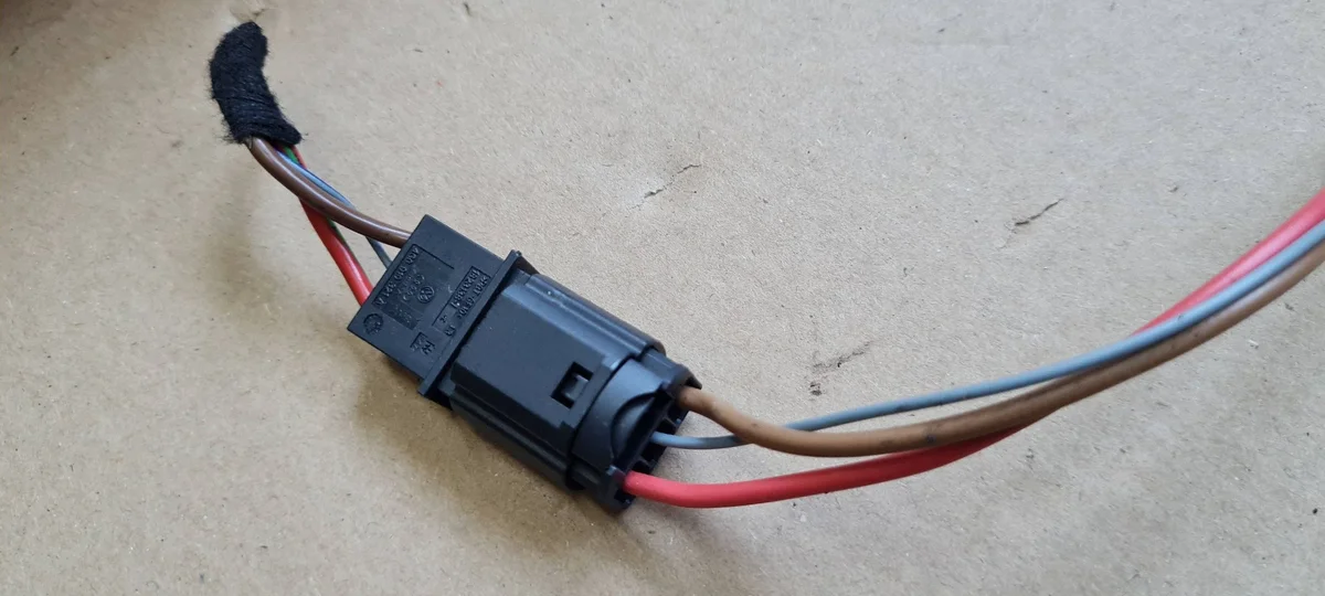 Audi A7 4G 12V Cigarette Lighter Socket image 3