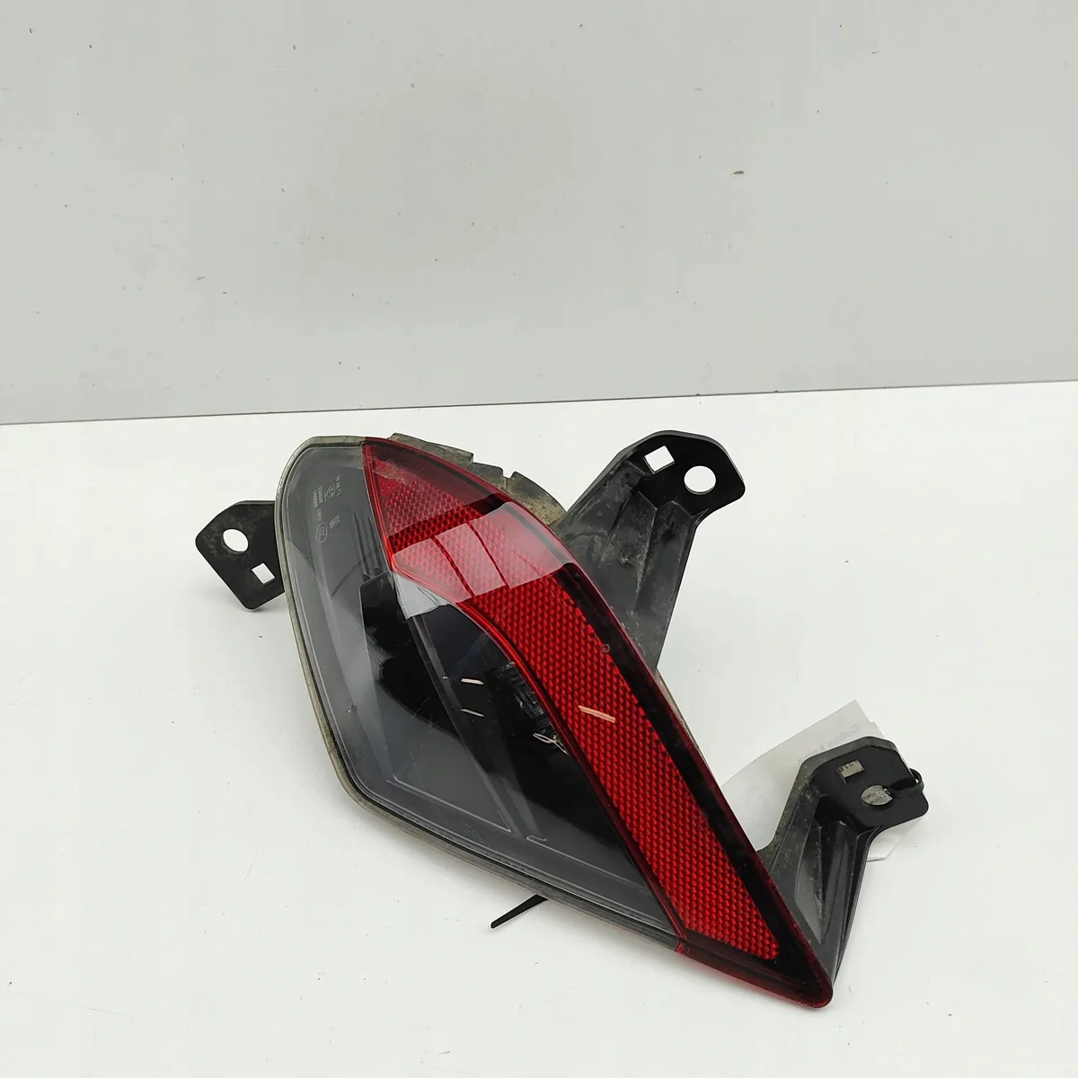 Lanterna Nevoeiro Renault Austral Esq Trás 265850172R
