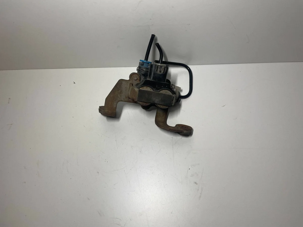 Luftfjädring ventilblock bak Lexus RX 330-350 image 3