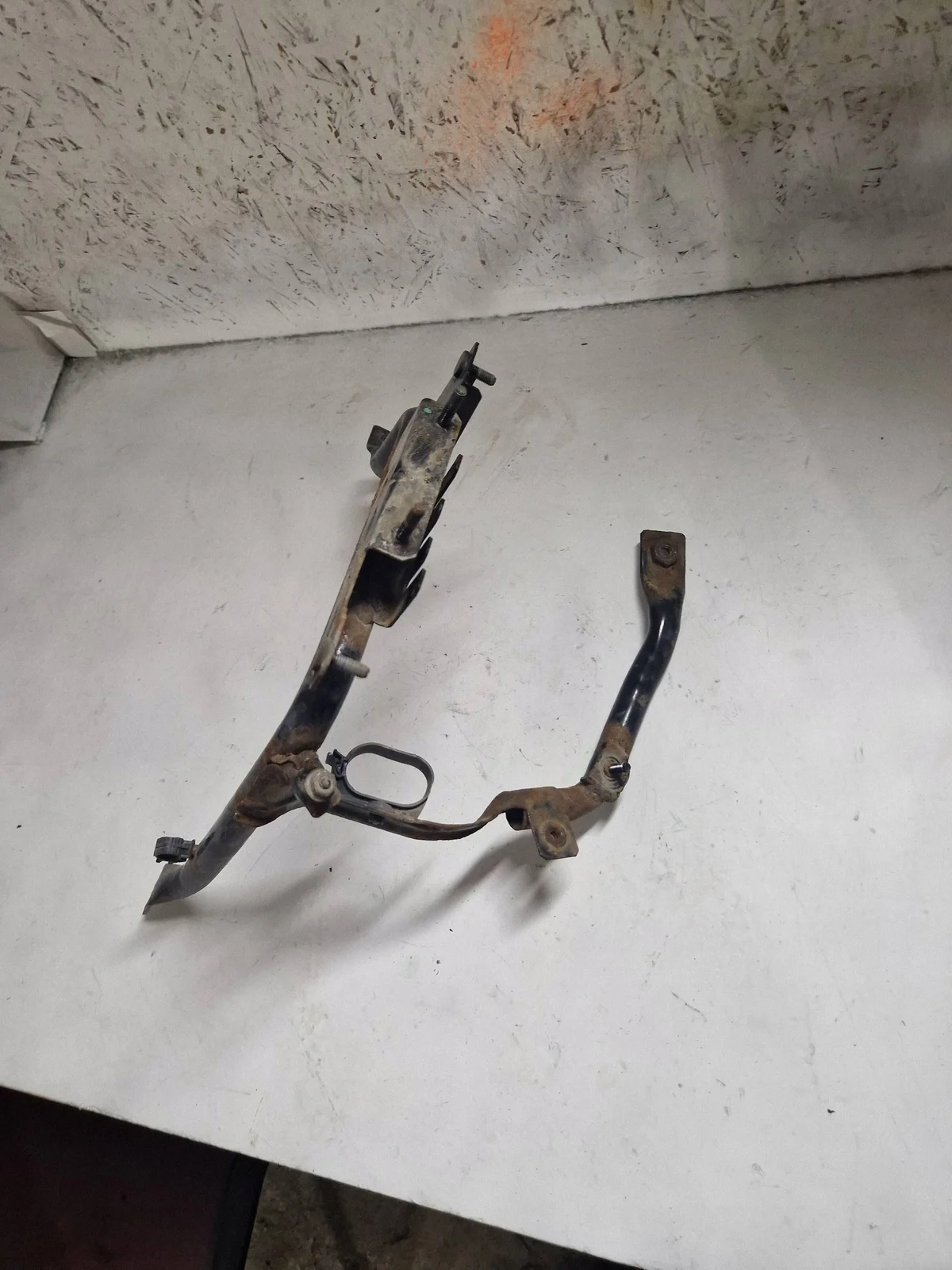 2016 Fiat Ducato Engine Computer Mount URK18429