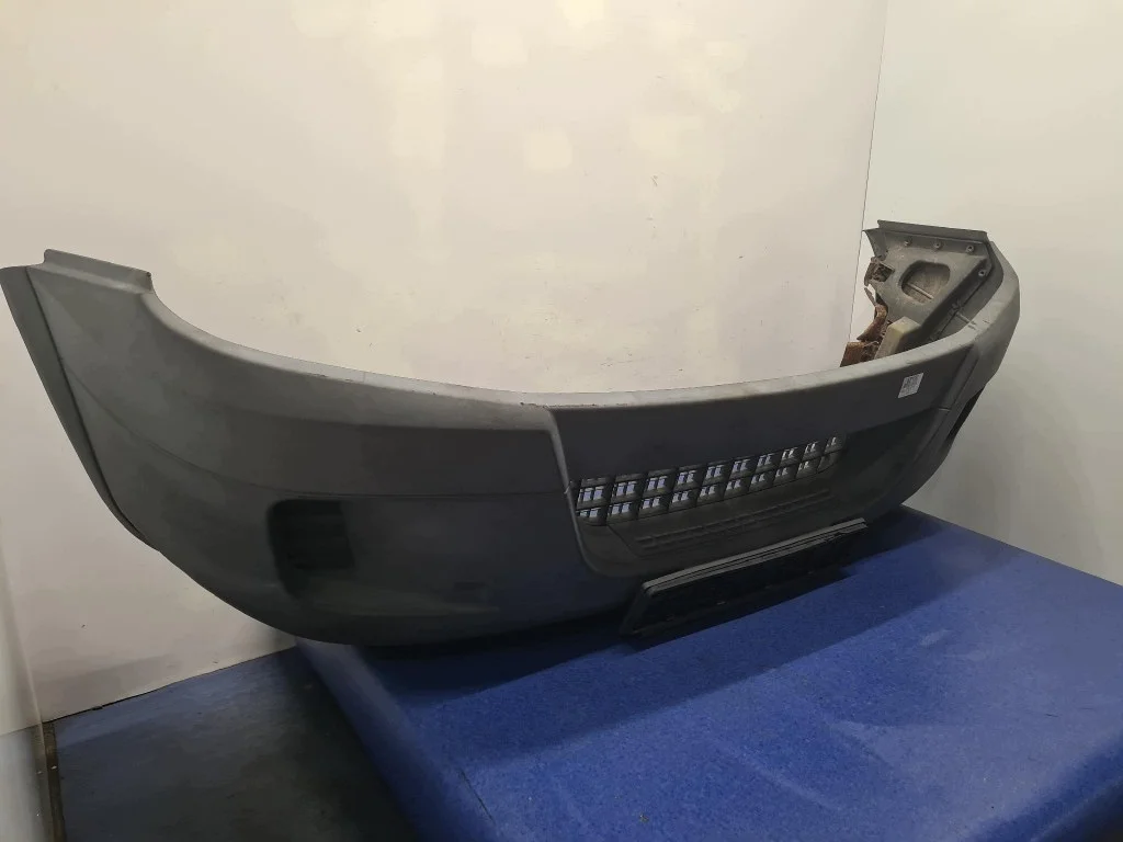IVECO DAILY 35C12 Front Bumper Used S-62100-