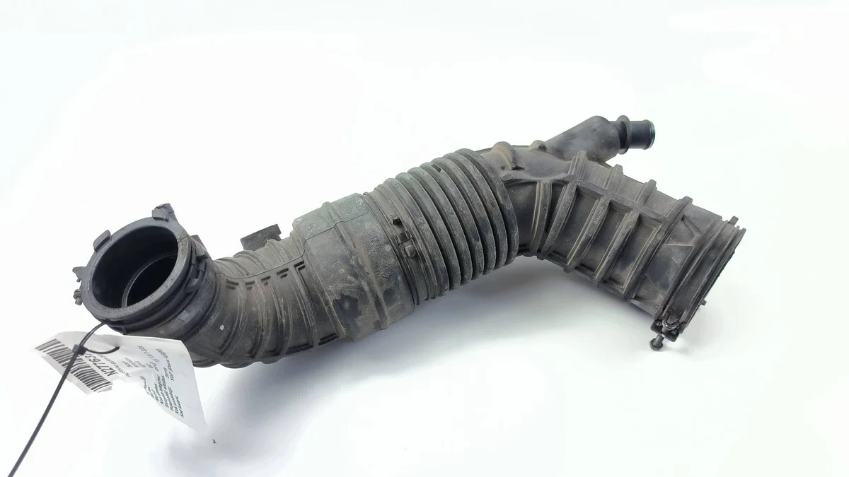 Hyundai Kona Intake Hose 28140-J9300 Used