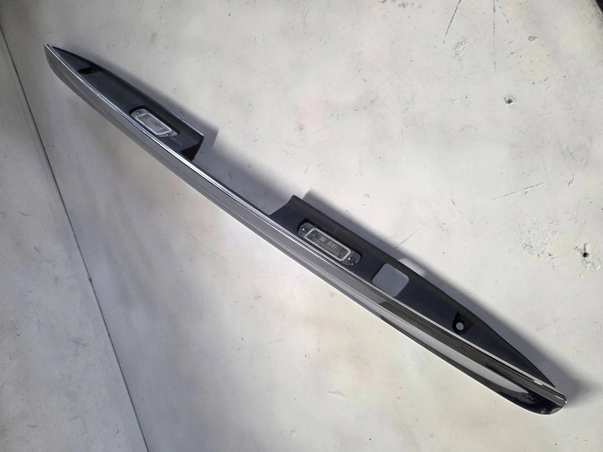 Chrome poignée hayon Mercedes GL X164 A1647400993