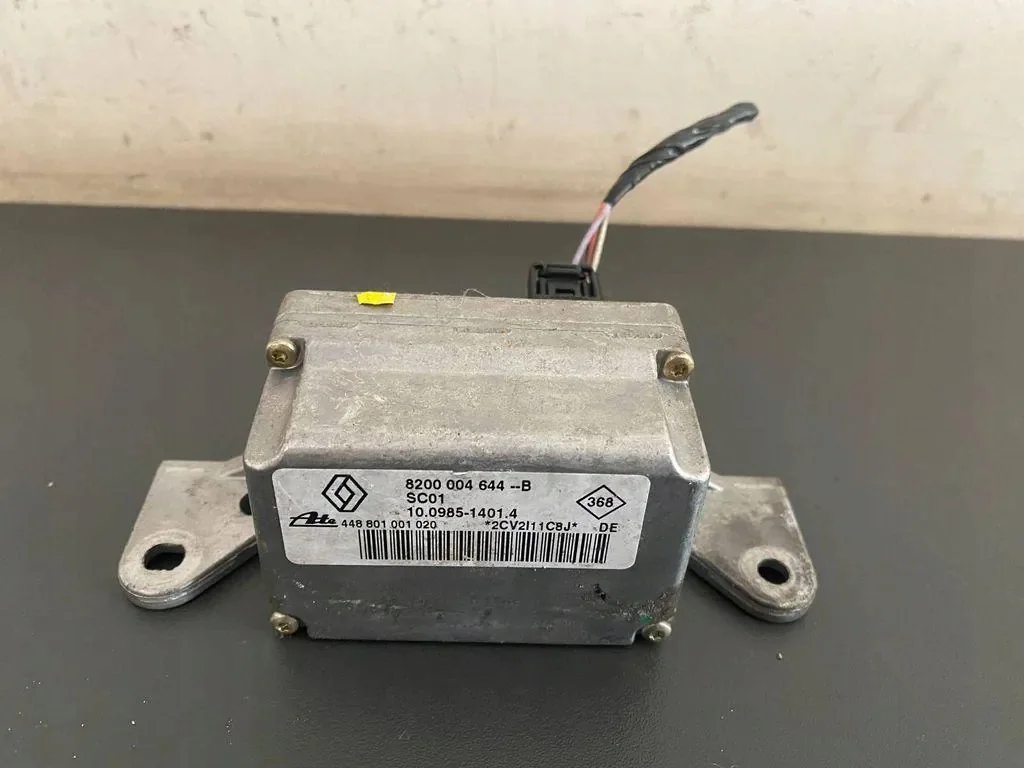 Module ESP Renault 8200004644B d'occasion