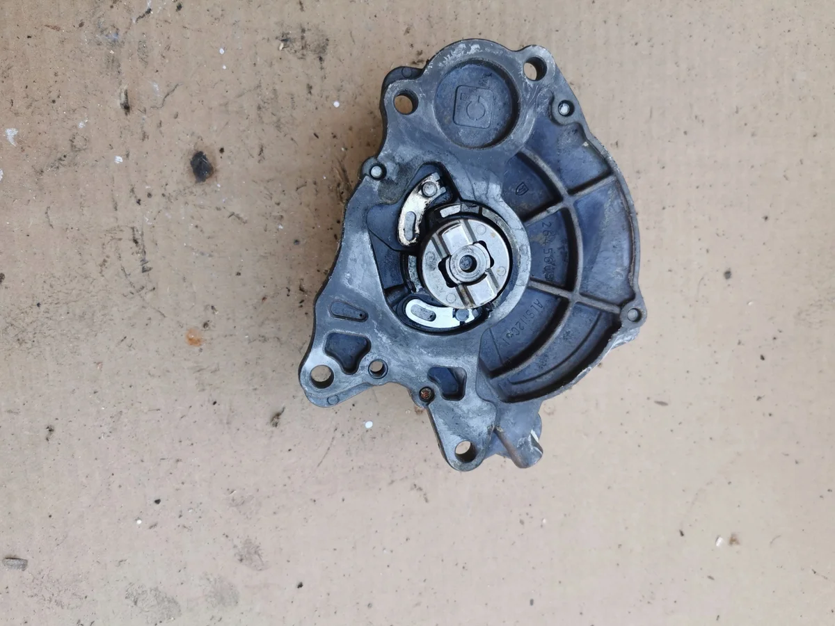 VW Crafter Vacuümpomp 03L145100H image 4