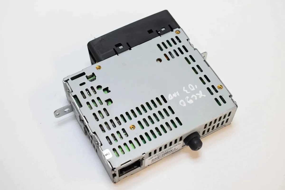Changeur CD Volvo XC90 I 33070077