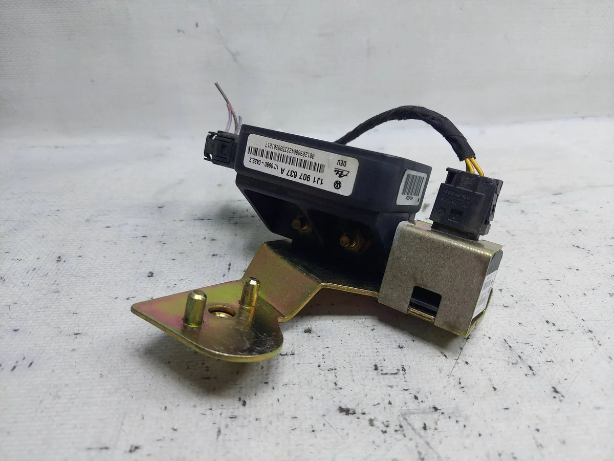 Sensor ESP VW Golf IV 1J0907657A Usado
