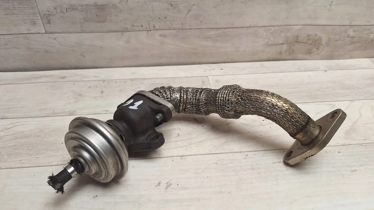EGR Tube Audi A4 1.9L Diesel Used