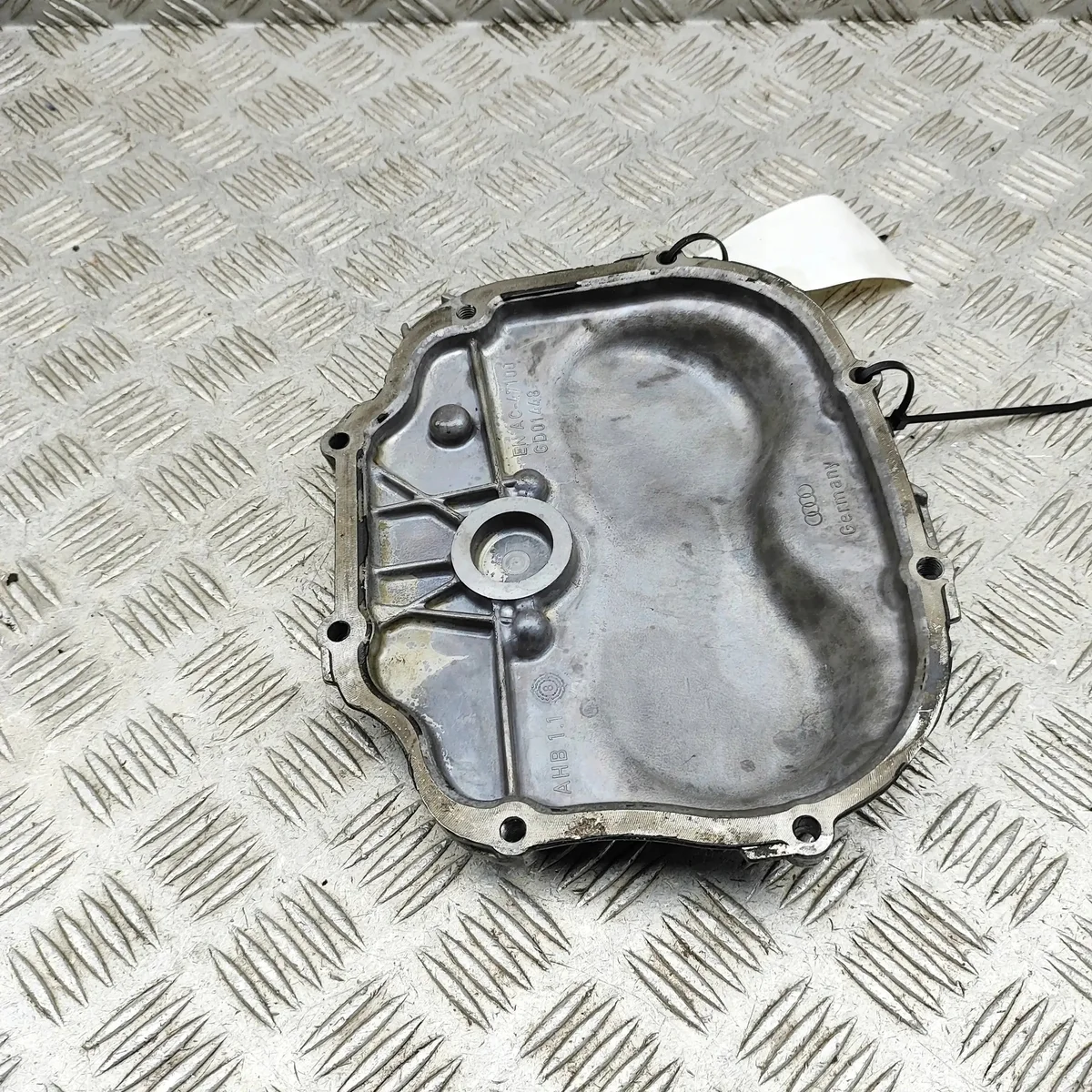Kamremsskydd Audi A5 (8T3) 4.2L image 3