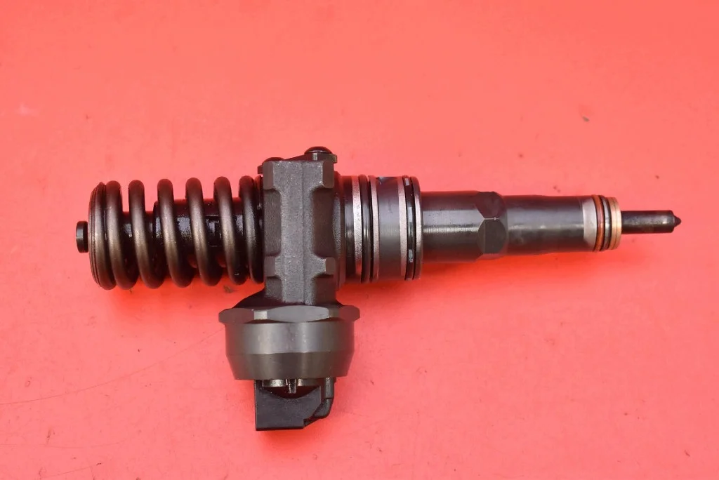 Inyector Bomba 038130073AG Skoda Roomster 1.9 TDI