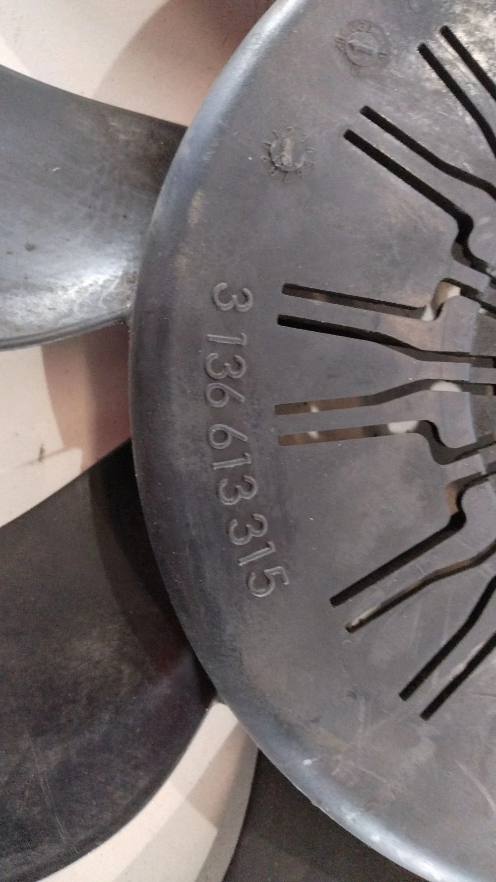 Ventilador Radiador Audi A6 S6 C6 4F Usado image 5