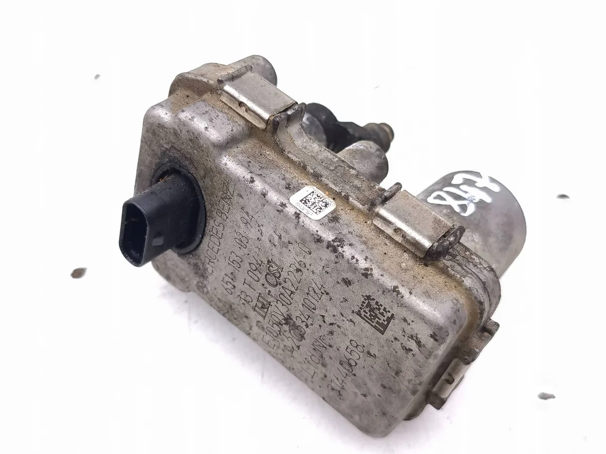Turbon ohjainyksikkö Mercedes W176 W117 A6511530394